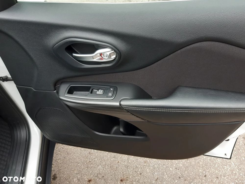 Jeep Cherokee 2.0 Multijet Longitude - 8