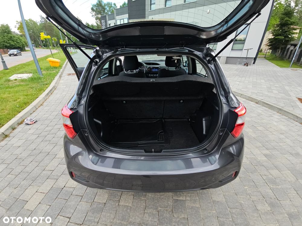 Toyota Yaris 1.5 Premium - 16