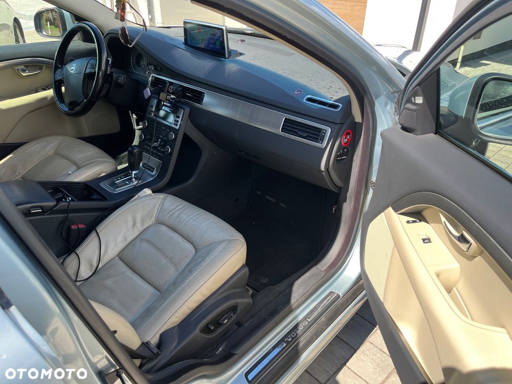 Volvo V70 3.2 Summum - 21