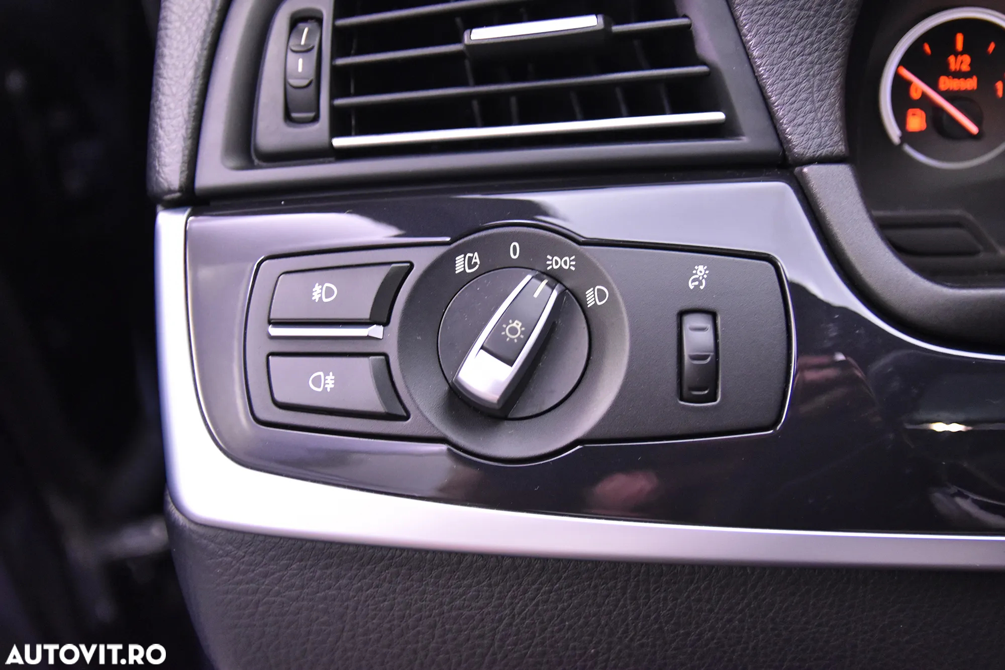 BMW Seria 5 520d xDrive - 15