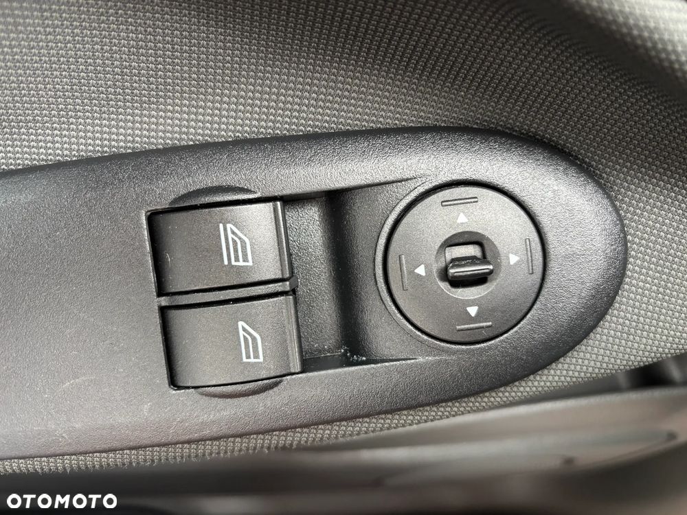 Ford C-MAX 1.6 TDCi DPF Ambiente - 25