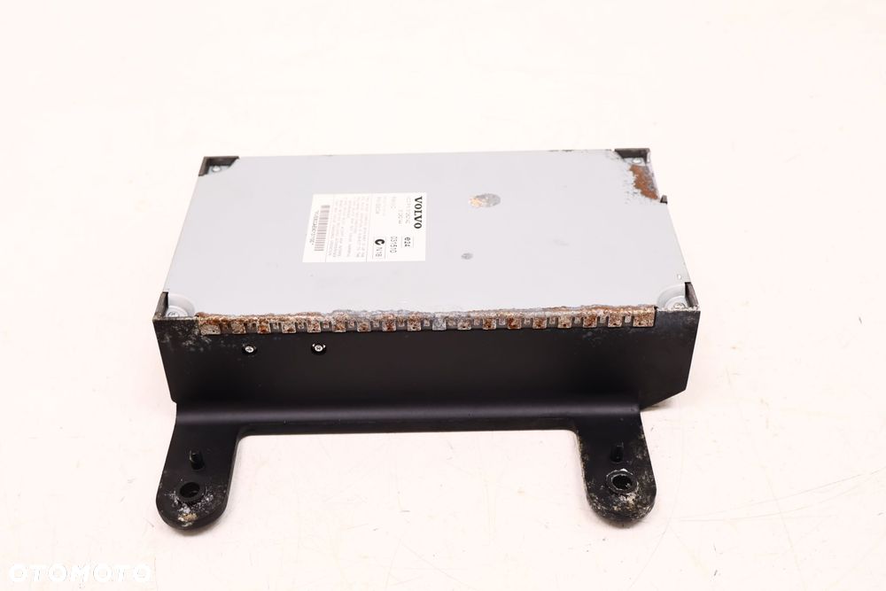 VOLVO XC60 I WZMACNIACZ RADIA 31282142 - 4