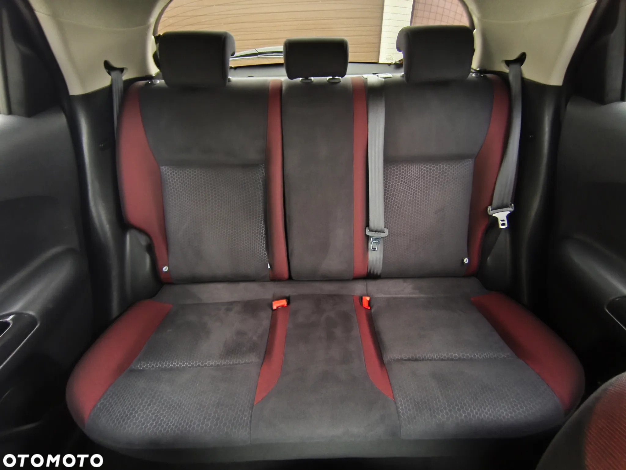 Nissan Juke 1.6 Tekna S&S - 31
