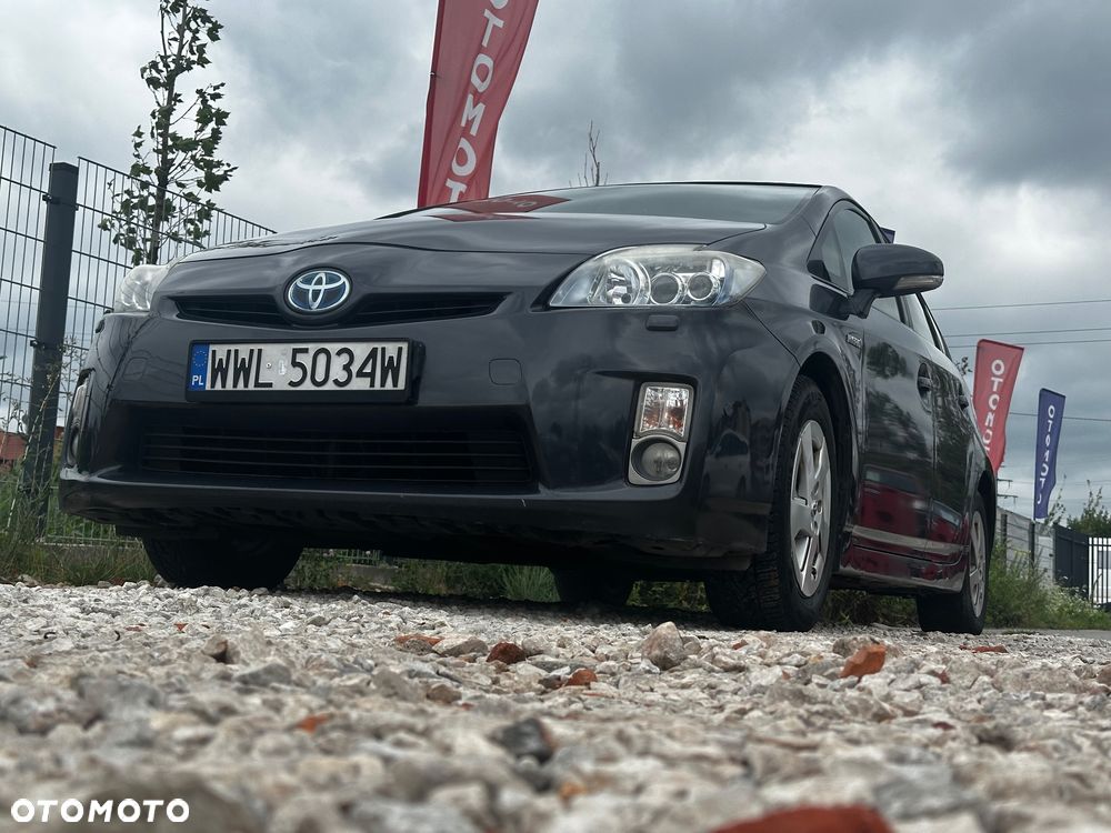 Toyota Prius 1.8 HSD Premium - 7