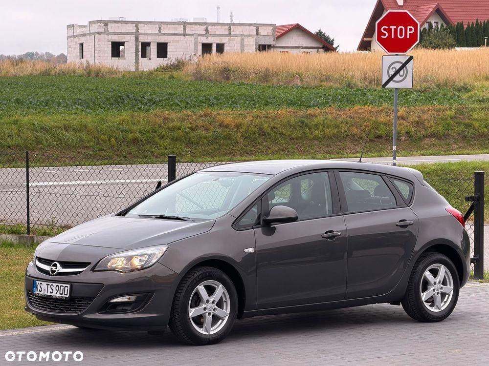 Opel Astra 2015