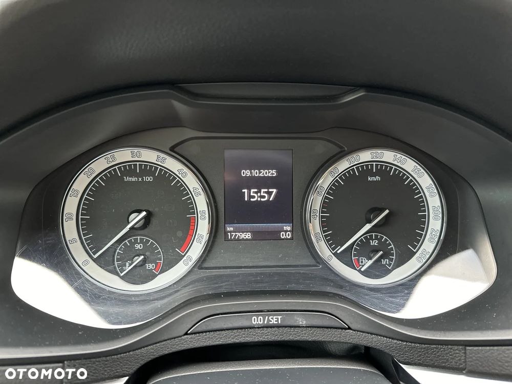 Skoda Karoq 1.6 TDI SCR 4x2 Style DSG - 30