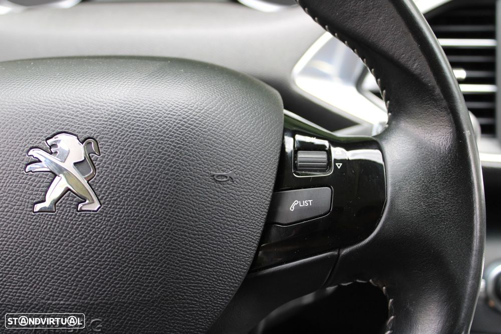 Peugeot 308 SW 1.6 BlueHDi Active - 11