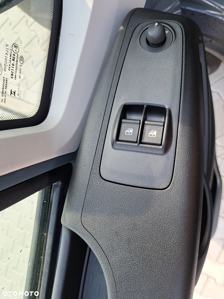 Fiat Ducato Doka FABRYCZNA ZABUDOWA Dostępny od RĘKI!!! - 25