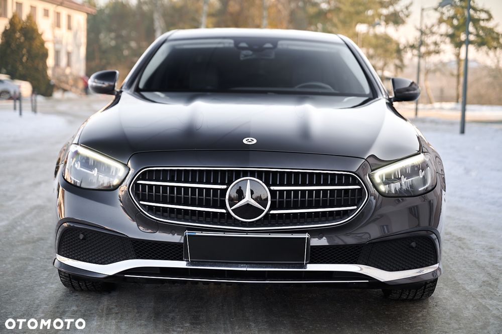 Mercedes-Benz Klasa E 220 d 9G-TRONIC - 4