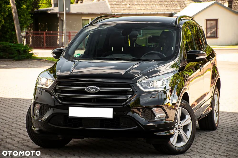 Ford Kuga 1.5 EcoBoost 2x4 ST-Line - 6