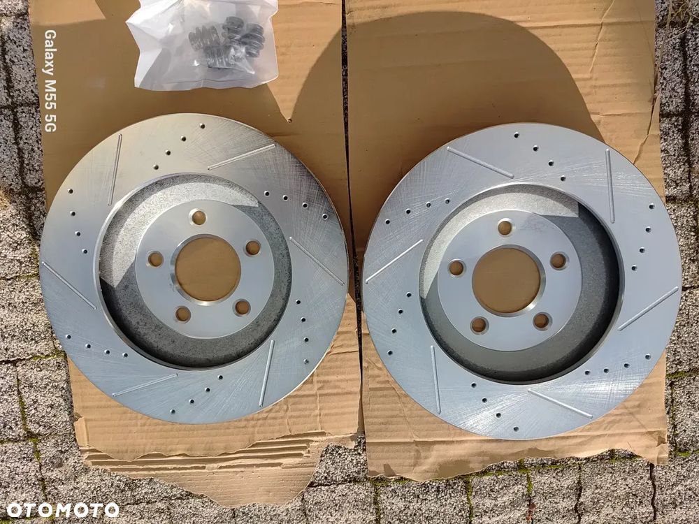 Tarcze hamulcowe przód PowerStop Z26 klocki hamulcowe Mustang 3.7 2010-14, łożyska tył uszczelniacz, przetwornica xenon OEM żarnik ksenon - 3