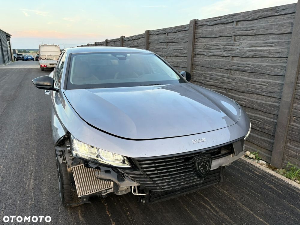 Peugeot 308 PureTech 130 EAT8 Allure Pack - 27