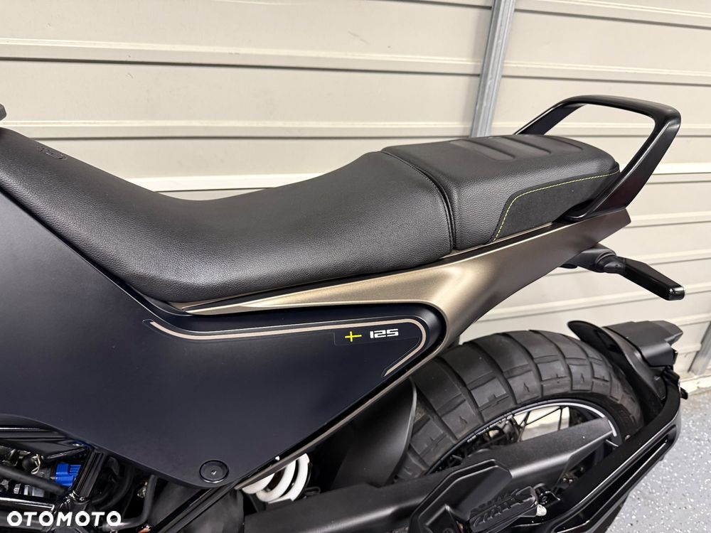 Husqvarna Svartpilen - 13