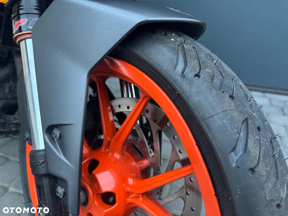 KTM Duke - 13