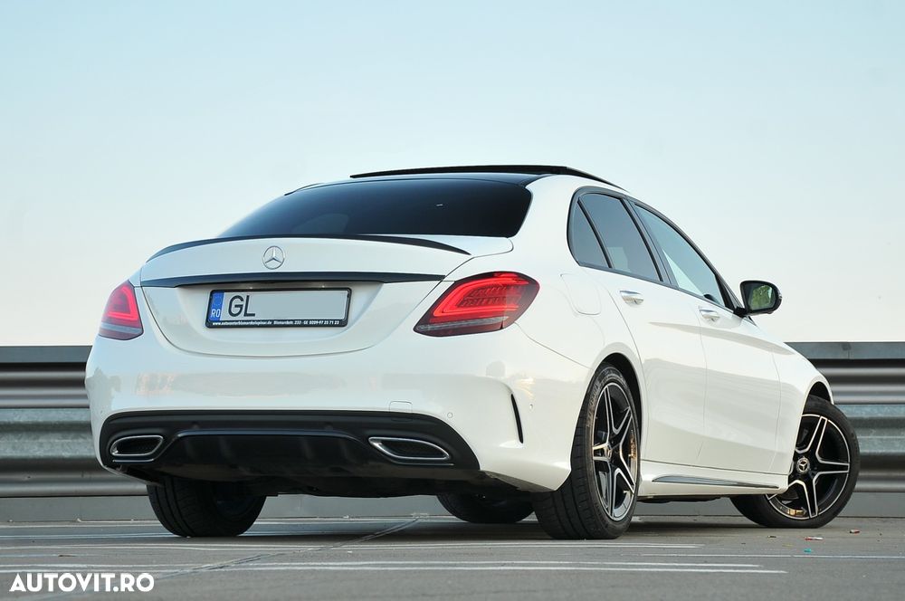 Mercedes-Benz C 300 d 4Matic 9G-TRONIC - 4