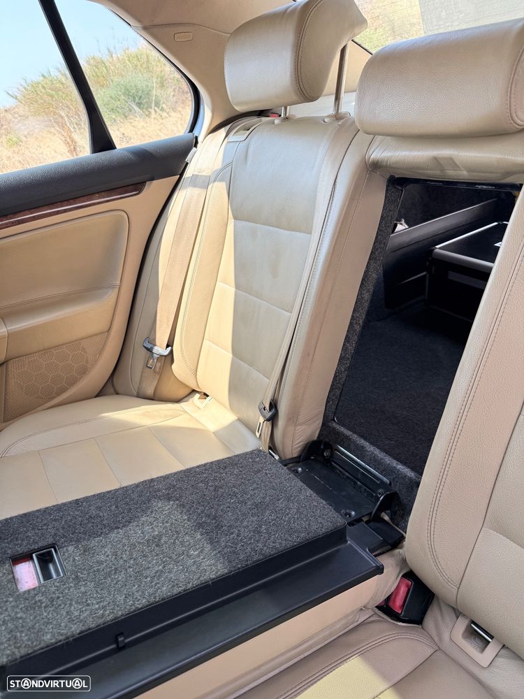 VW Jetta - 10