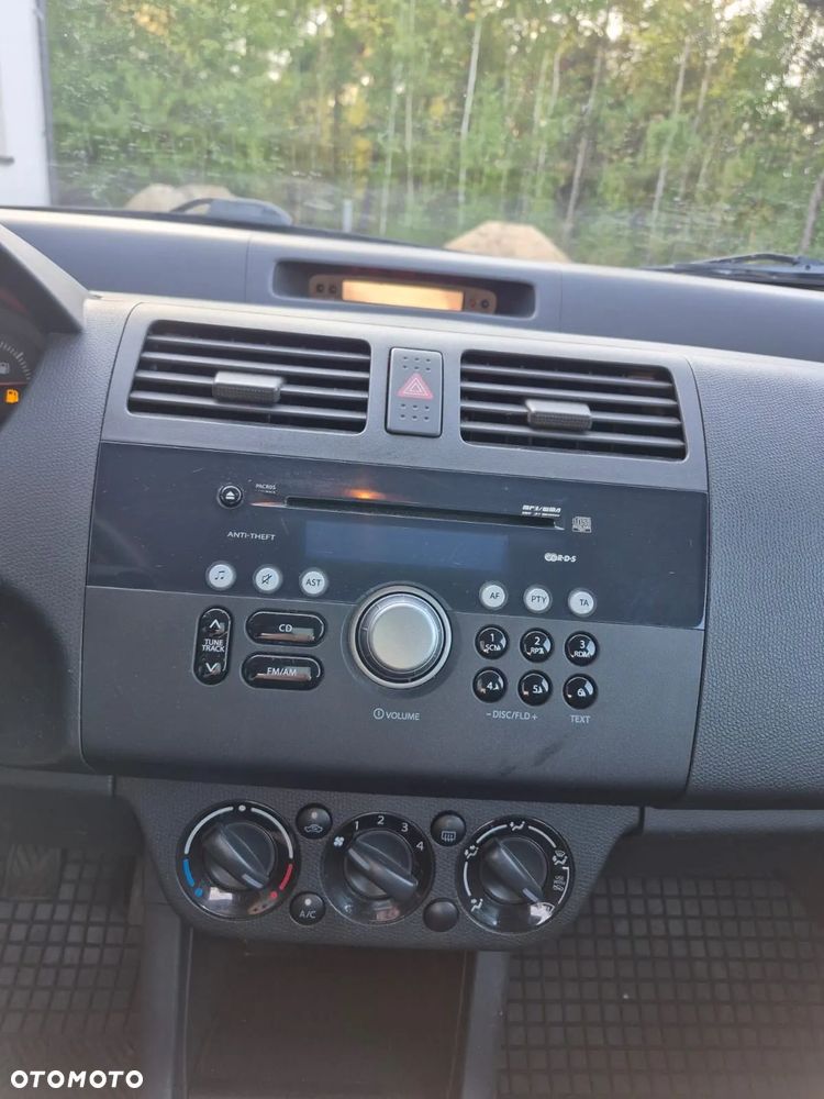 Suzuki Swift - 9