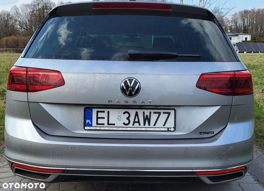 Volkswagen Passat 2.0 TDI 4Mot Elegance DSG - 4