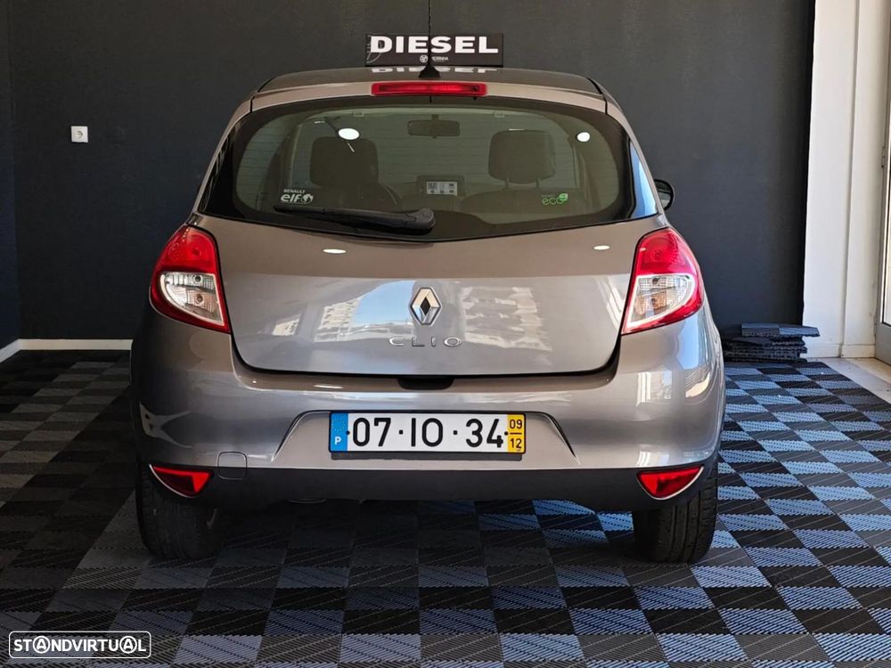Renault Clio 1.5 dCi Dynamique S C.Reb. - 23