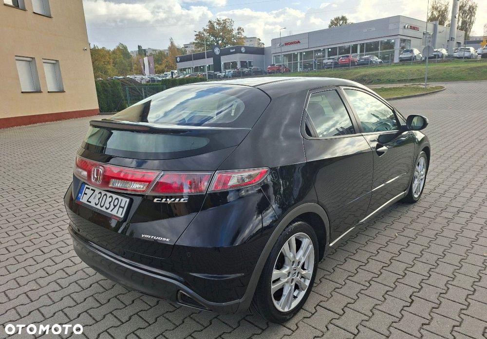 Honda Civic - 8