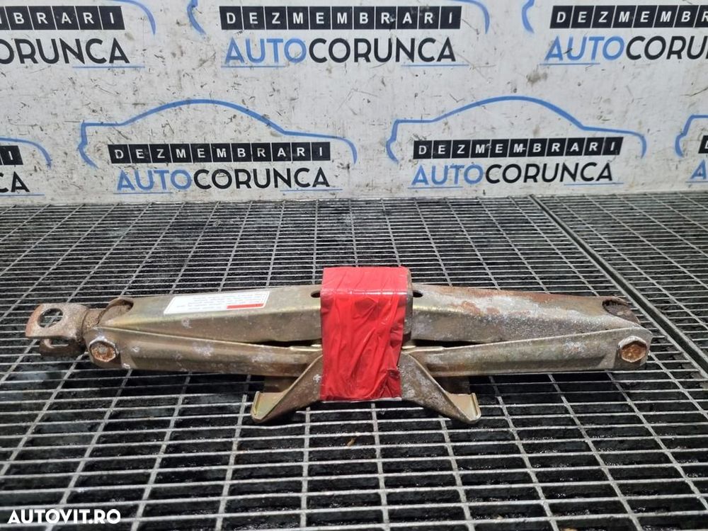 Cric Suzuki Jimny 1998 - 2005 (1282) - 1