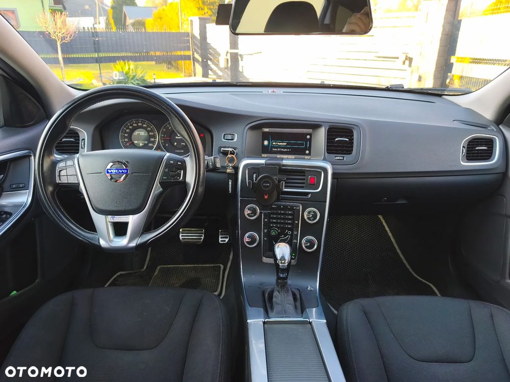 Volvo V60 - 18
