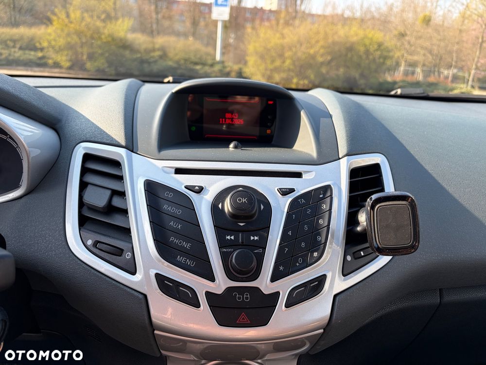 Ford Fiesta 1.4 Titanium - 9