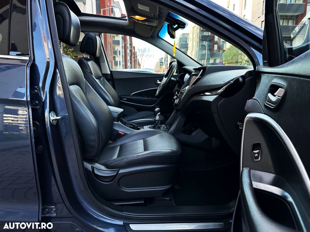 Hyundai Santa Fe blue 2.0 CRDI 4WD Premium - 23