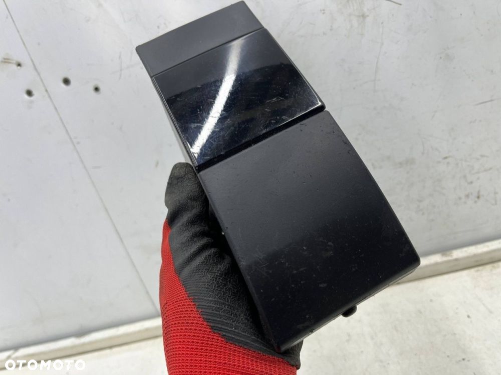 Listwa Range Rover Evoque II L551 18r.- prawa przednia dolna nakładka błotnika progu - 4