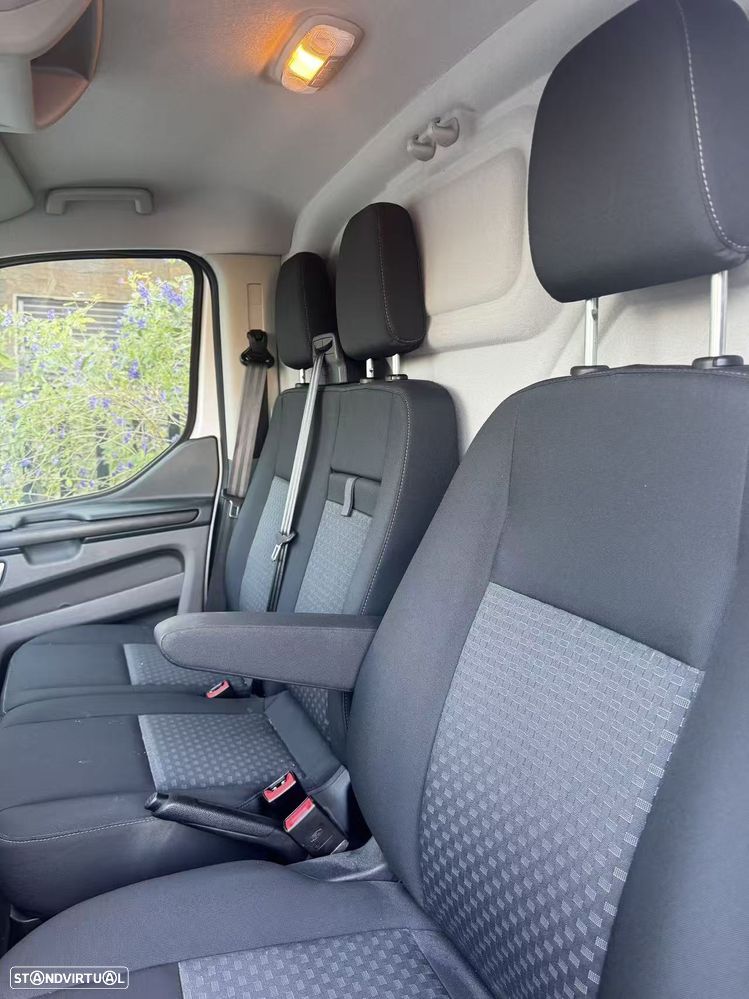 Ford Transit - 4