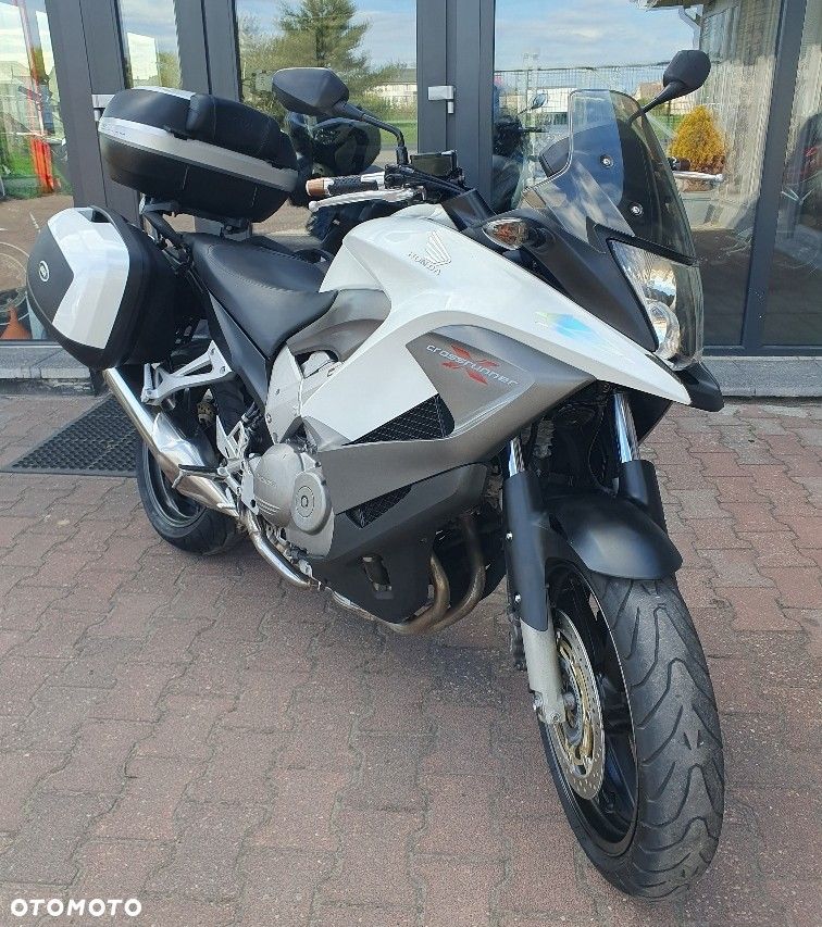 Honda VFR - 22