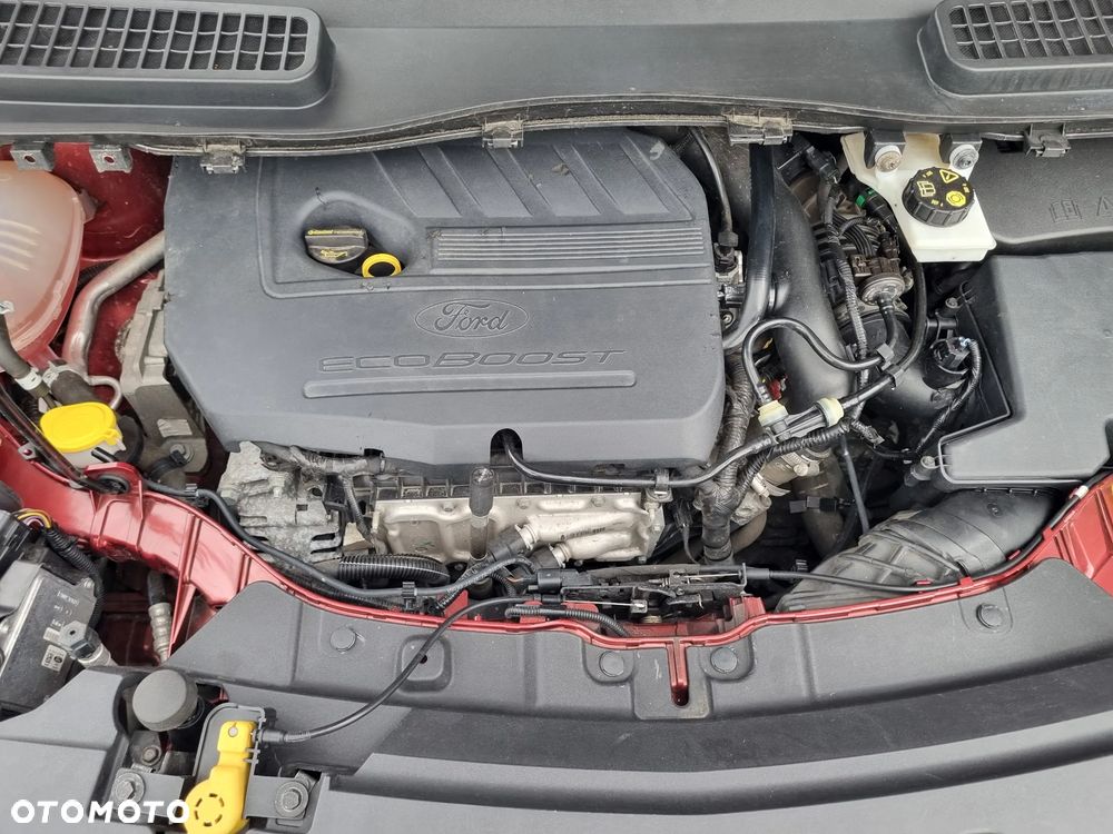 Ford Kuga 1.5 EcoBoost 2x4 ST-Line - 32