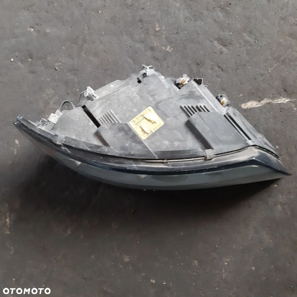Lampa Przednia Prawa Volvo S40 V50 EU - 3