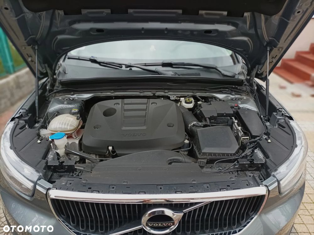 Volvo XC 40 D4 AWD Momentum - 18