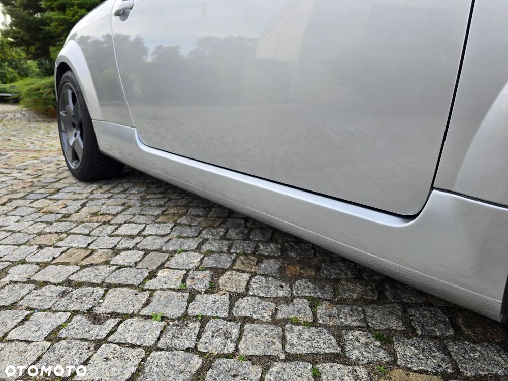 Audi TT Coupé 1.8T Quattro - 11