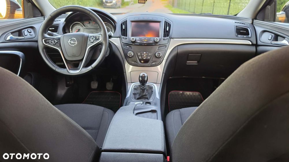 Opel Insignia - 11