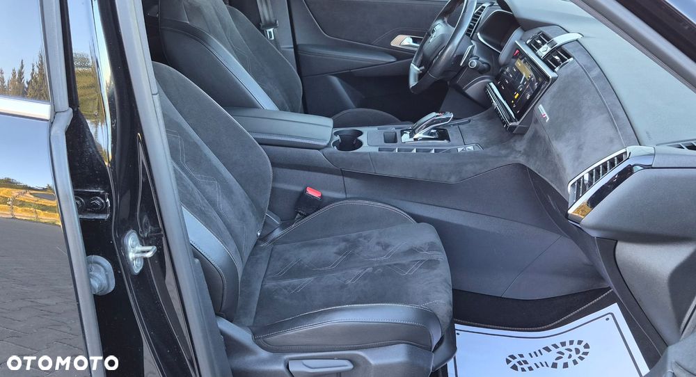 DS Automobiles DS 7 Crossback - 23