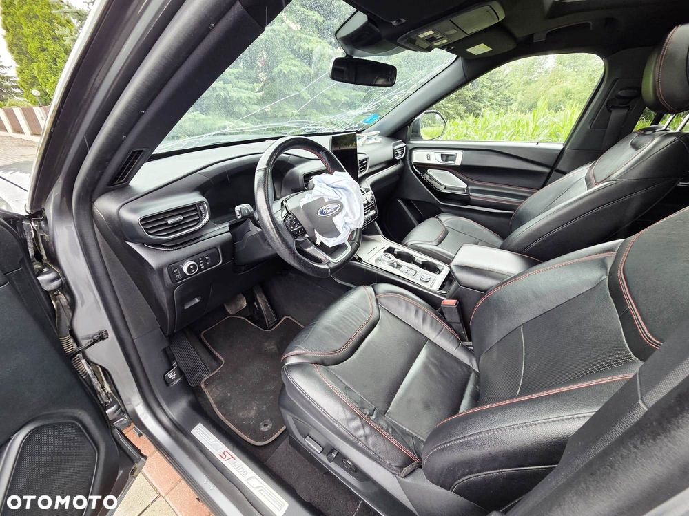 Ford Explorer 3.0 EcoBoost PHEV 4WD ST-Line - 11