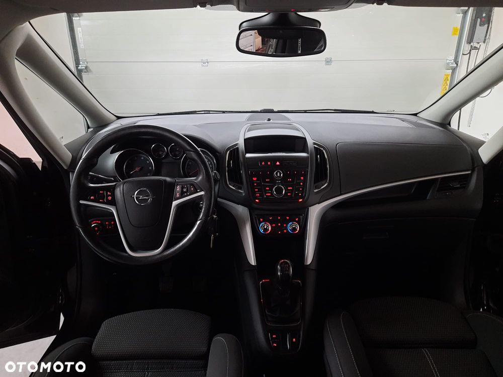 Opel Zafira Tourer 2.0 CDTI Edition - 25