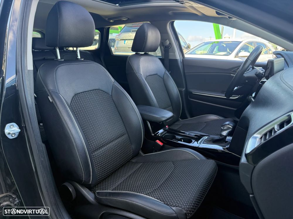 Kia Ceed SW 1.4 T-GDI DCT OPF Platinum Edition - 24