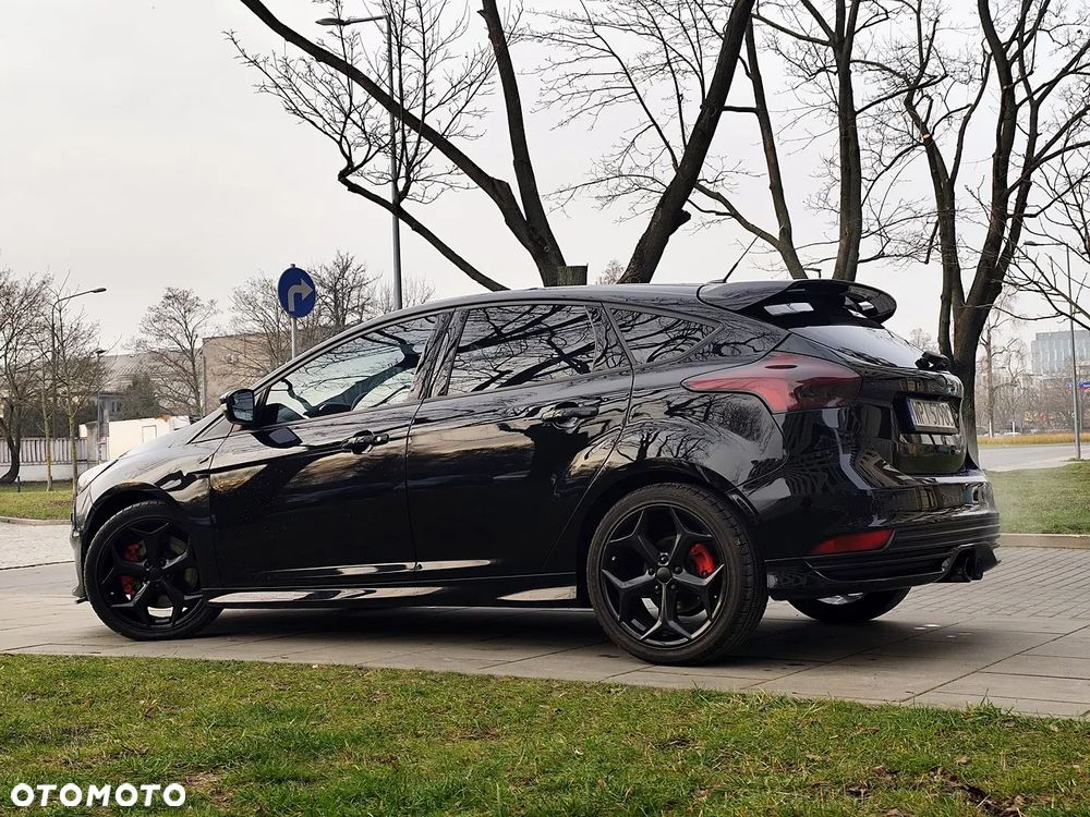 Ford Focus 2.0 EcoBoost ST - 5
