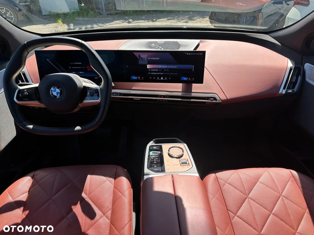 BMW iX xDrive60 111.5kWh - 9
