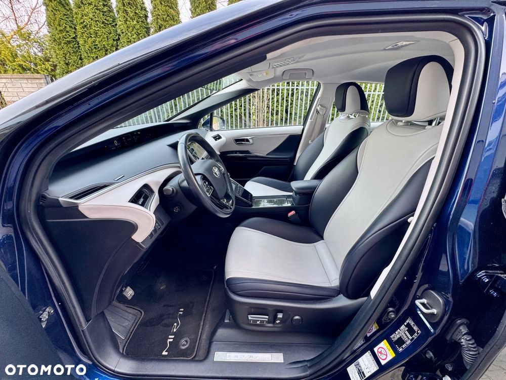 Toyota Mirai - 17