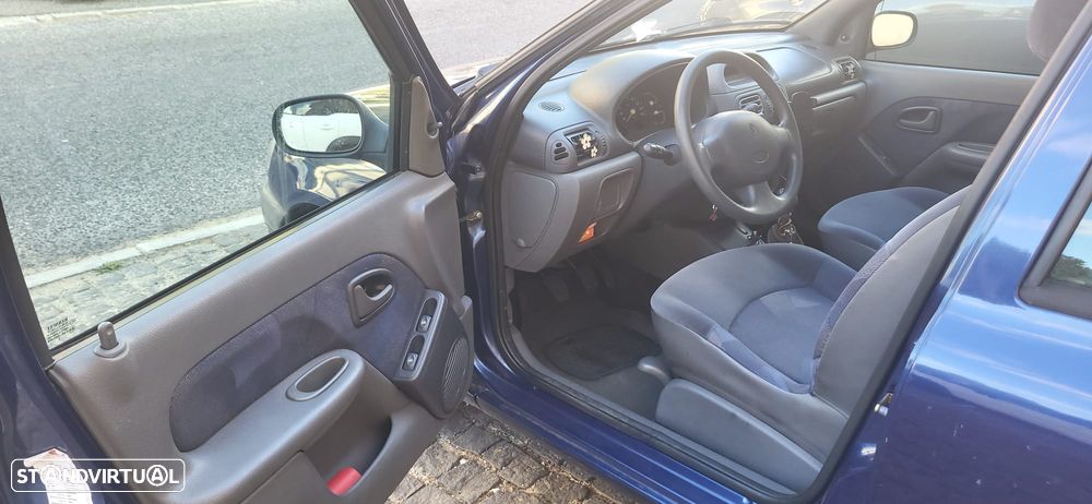 Renault Clio 1.2 - 4