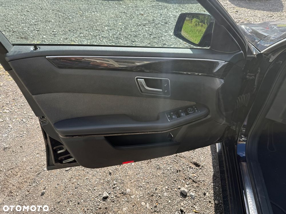 Mercedes-Benz Klasa E 220 BlueTEC 7G-TRONIC Avantgarde - 21
