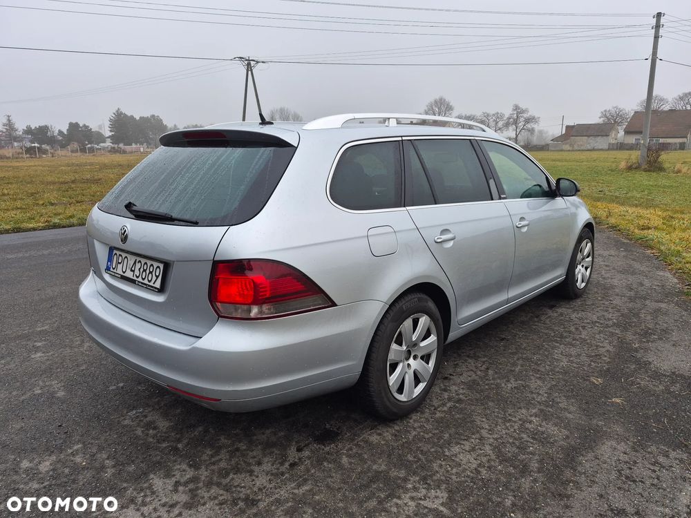 Volkswagen Golf 1.6 TDI DPF Comfortline - 2
