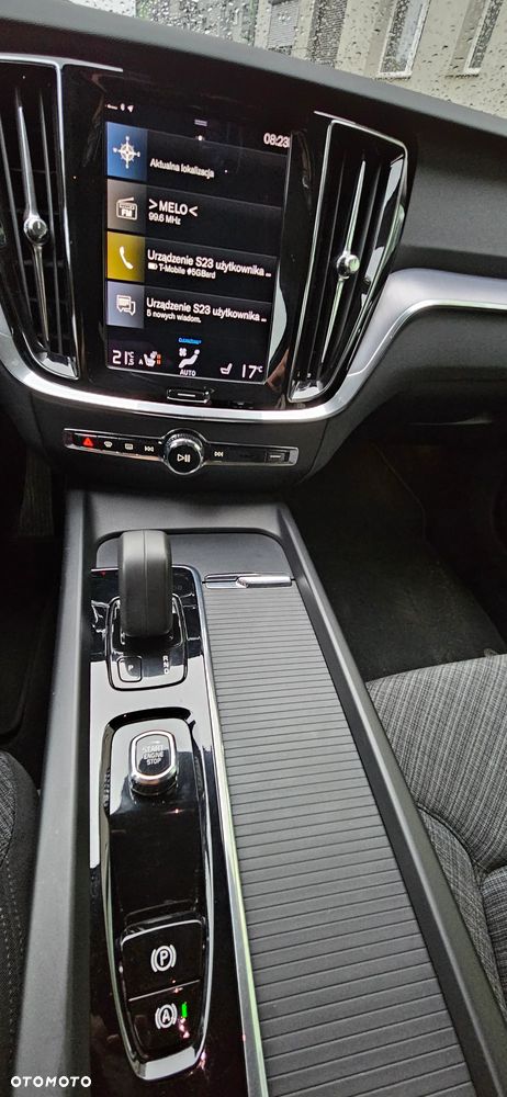 Volvo V60 D4 Momentum Pro - 7