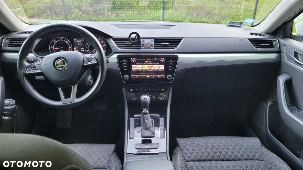 Skoda Superb 2.0 TDI Style DSG - 9
