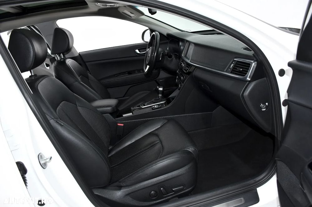 Kia Optima 1.7 DSL 7DCT GT Line - 7