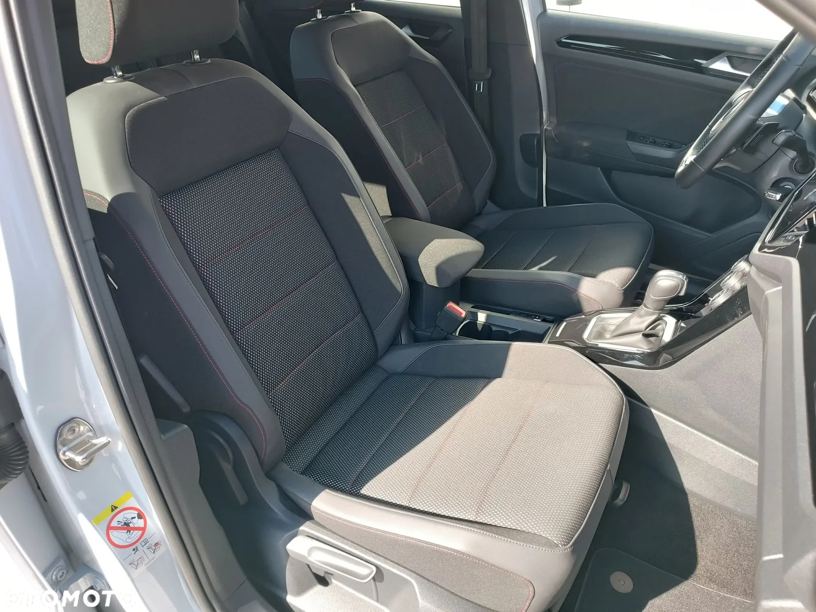 Volkswagen T-Roc 1.5 TSI ACT OPF DSG Sport - 35